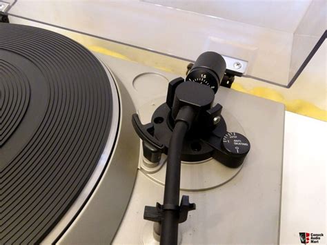 Denon DP 30L Auto Lift Direct Drive StereoTurntable In Excellent