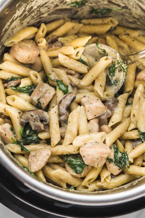 Instant Pot Chicken Florentine With Pasta - Little Sunny Kitchen