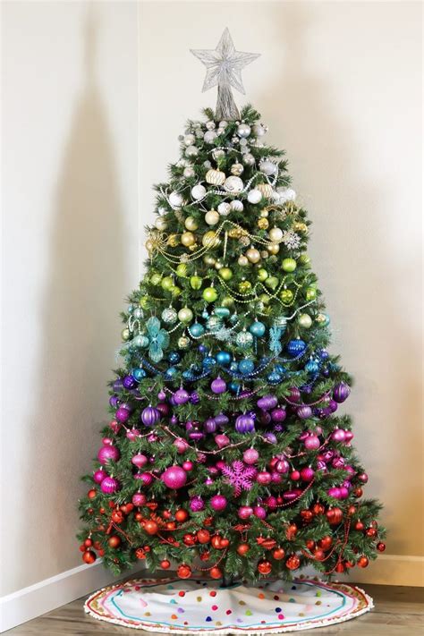 20 Gorgeous Christmas Tree Decorating Ideas for 2024 | Rainbow ...