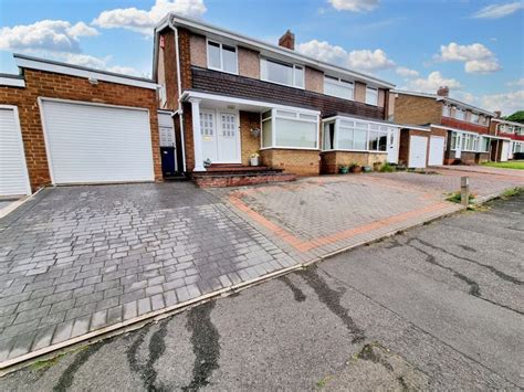 3 Bed Semi Detached House For Sale In Broadway Newcastle Upon Tyne