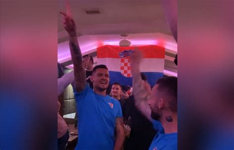 Hrvati slavili uz Tompsona Lovren i Brozović vikali Za dom spremni