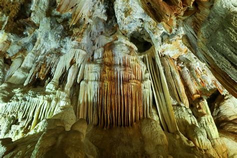 Las fascinantes Cuevas del Águila Portal de Turismo de Castilla y León