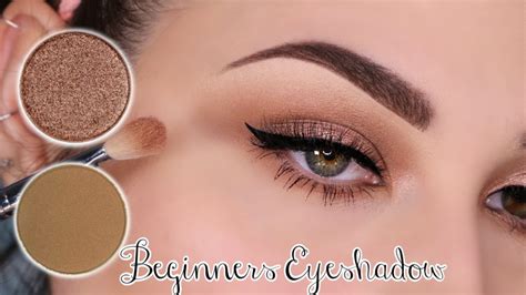 Beginner Eye Makeup Using Two Eyeshadows How To Apply Eyeshadow Youtube