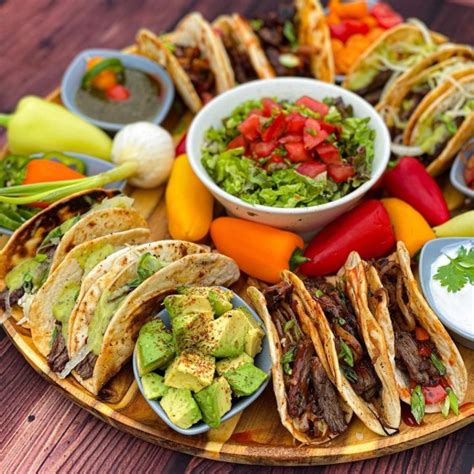 Lo que no puede faltar en una preparación de tacos mexicanos