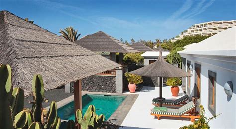 Luxury Hotel with Private Pool Villas & Suites - Meliá Salinas (Lanzarote)