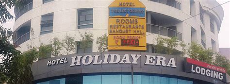 Hotel Holiday Era Aurangabad Hotels In Aurangabad Lodge In Aurangabad