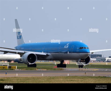 PH BVG KLM Royal Dutch Airlines Boeing 777 306 ER Cn 38867 1 Stock