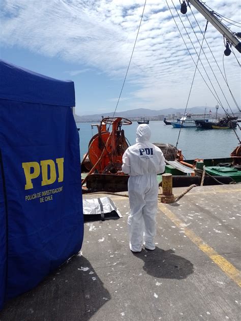 Encuentran Restos Humanos Flotando En El Mar En Sector De La Caleta De