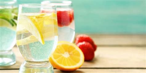 The Health Benefits Of Drinking Fruit Infused Water