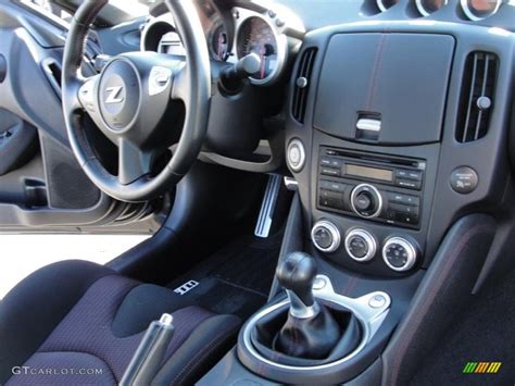 2009 Nissan 370Z NISMO Coupe NISMO Black/Red Dashboard Photo #39396689 ...