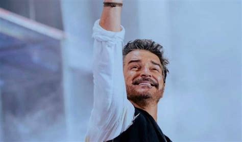 Ricardo Arjona anuncia retiro de la escena Les digo adiós y gracias