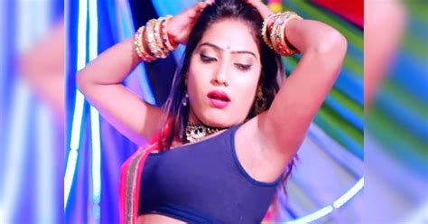 Bhojpuri Arkestra Video Song Night Me Light Viral On Social Media