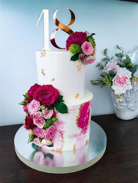 Flowers Cake Decorated Cake By Vyara Blagoeva Cakesdecor