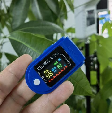Пульсоксиметр медицинский с LCD дисплеем электронный на палец для ...