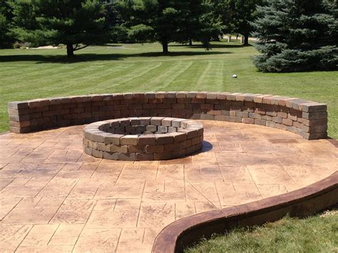 Stamped Concrete Patio Fire Pit - Draw Stunning Portraits