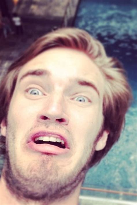 Felix Kjellberg On Tumblr Pewdiepie Pewdiepie Jacksepticeye Youtubers