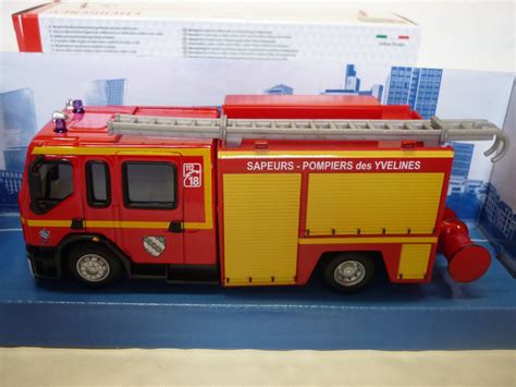 Camion Renault Premium Fpt Pompiers Burago Les Miniatures