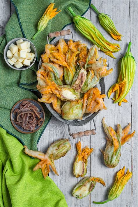 Fiori Di Zucca Ripieni Fiori Di Zucca Fritti Alla Romana