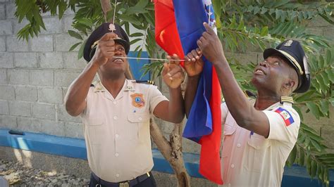 Linauguration Du Commissariat De Bonbon Qui A T Incendi Par La