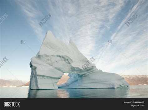 Giant Iceberg Arctic Image & Photo (Free Trial) | Bigstock