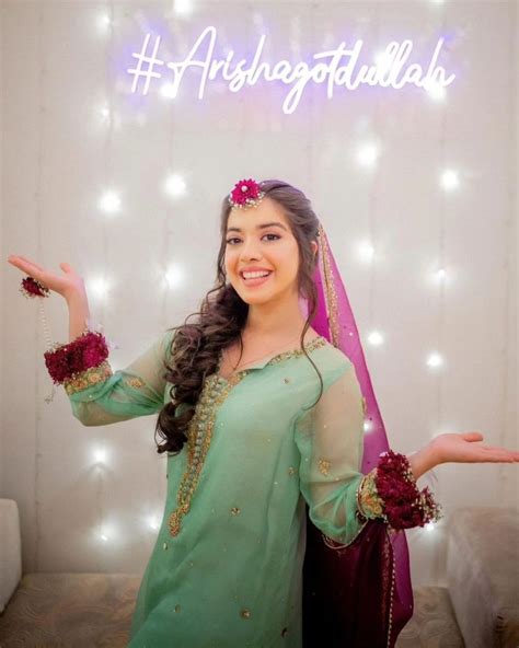 A Radiant Beginning Arisha Razi Khan Shines At Her Dholki Ceremony Lens