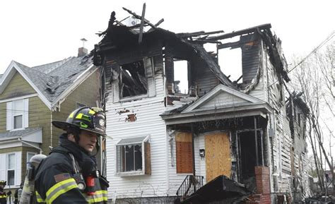 3 Alarm Fire Hits Lawrence Home Damaged In Gas Explosions Boston Herald