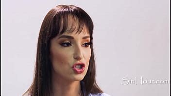 Watch Your Fav Latina MILF Talk And Fuck Herself XNXX