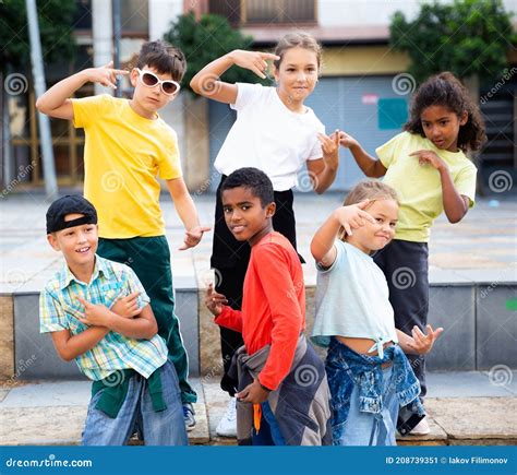 Kids Posing during Outdoor Dance Class Stock Image - Image of group ...