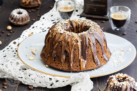 Kaffee Gugelhupf mit Nüssen Küchentraum Purzelbaum