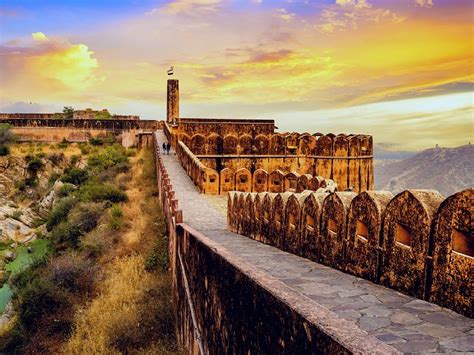 4 Amazing Historical Forts in Jaipur | Trawell.in Blog