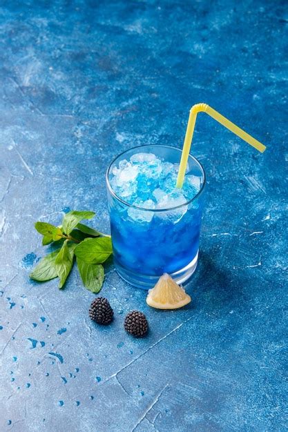 Imágenes de Cocteles Azules Refrescantes Descarga gratuita en Freepik