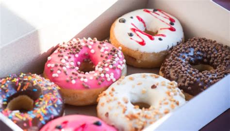 Venha fazer esta receita de um típico donuts americano