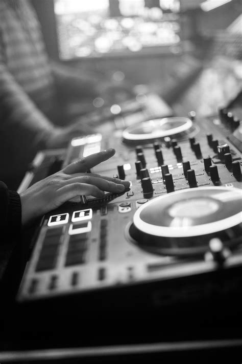 Dj Decks Photos, Download The BEST Free Dj Decks Stock Photos & HD Images