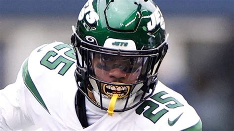 Jets News: Recent NYJ Cut Signs With Division Rival Bills