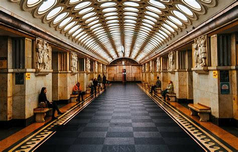 Moscow metro: maps, tickets, travell advice