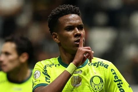 Chelsea Agree Deal To Sign Brazilian Teenager Estevao Willian