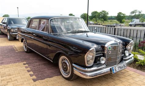 Mercedes Benz Fintail W111 230 S 120 Hp Automatic