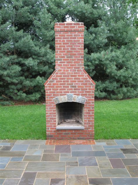 Outdoor Brick Fireplace Pictures – Fireplace Guide by Linda