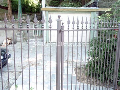 High Quality Metal Fence Materials and Hardware in Toronto