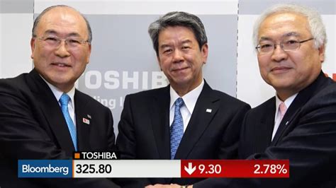 Watch Toshiba Sues Former Execs Over Accounting Scandal Video Bloomberg