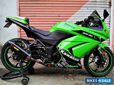 Lime Green Kawasaki Ninja 250r Picture 1 Album Id Is 104363 Bike