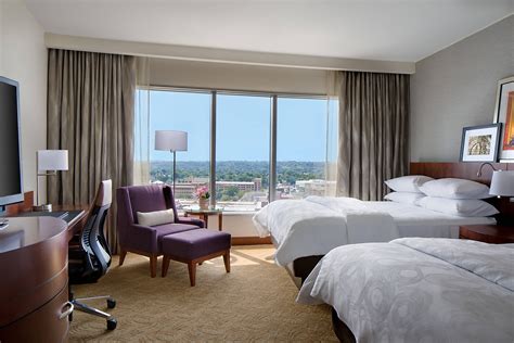 JW Marriott Grand Rapids hotel amenities | Hotel room highlights