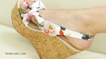 La joven super linda es increíble y cachonda XVIDEOS