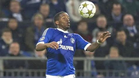 La Bundesliga Le Dedicó Un Especial A Jefferson Farfán Por Su Trayectoria En Schalke 04 “uno De