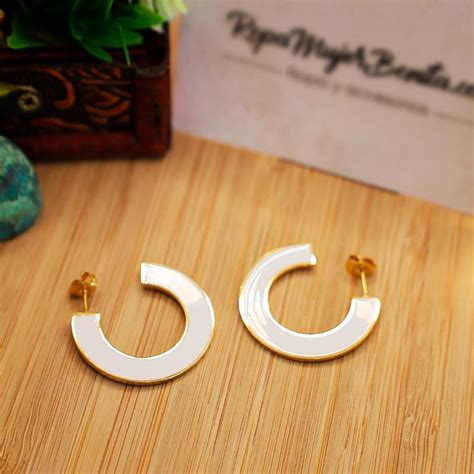 Aretes Candongas Elegantes Blanco Ropa Mujer Bonita