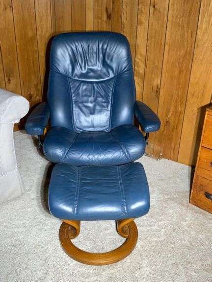 Stressless Consul Blue Leather Classic Base Swivel Reclining Chair