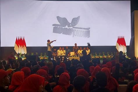 Konsolidasi Sukarelawan Di Bogor Presiden Jokowi Tak Menyapa Kaesang