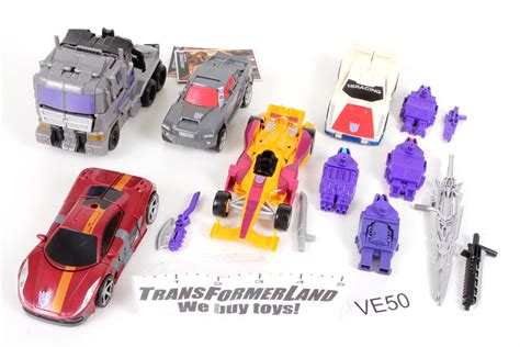 Complete Transformers® Generations - Combiner Wars Combiners Menasor SKU 348549 ...