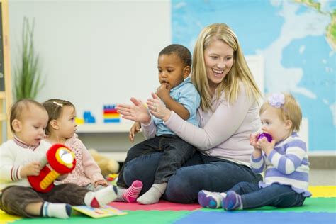 Assistante Maternelle Comment Obtenir Lagrément Où Se Former