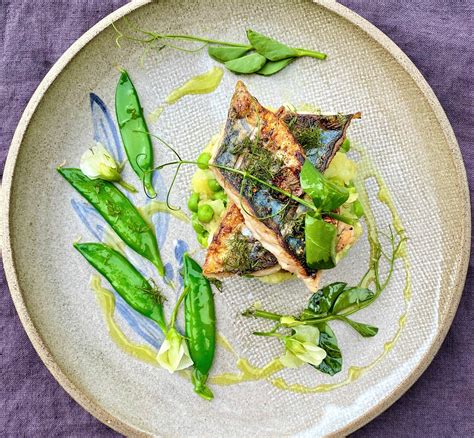 Pan Fried Mackerel With Jersey Royal Potatoes Fennel Peas And Dill